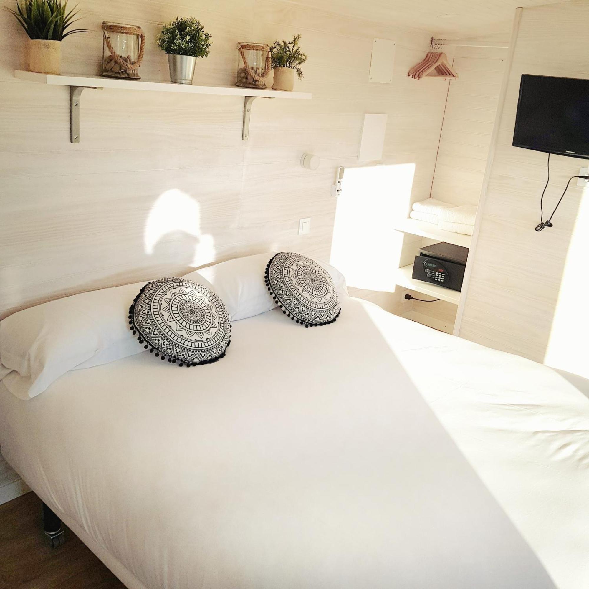 El Arrebol Comfort Camp Хака Екстер'єр фото